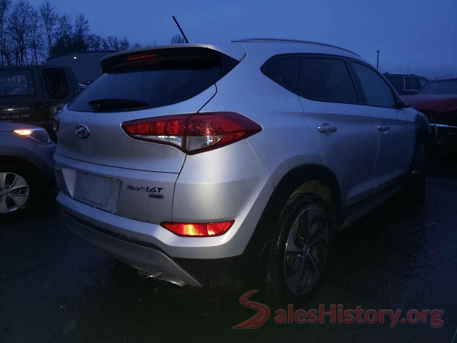 KM8J3CA24HU444673 2017 HYUNDAI TUCSON