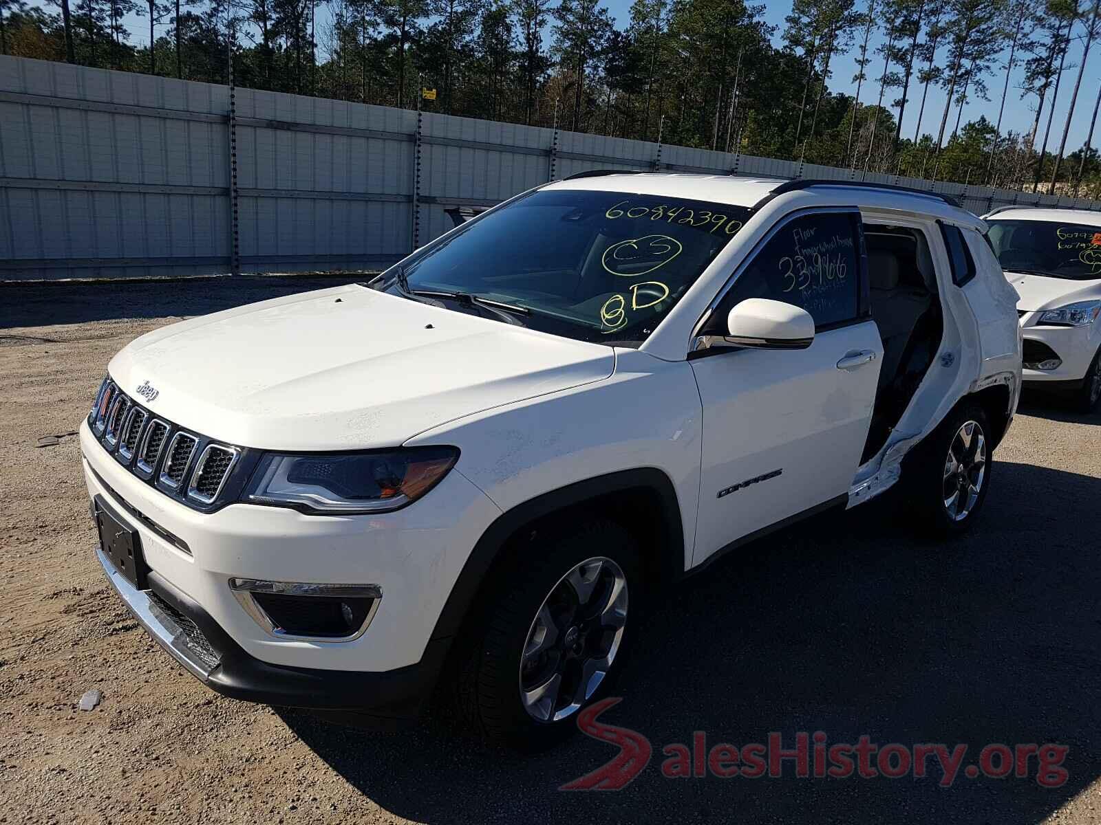 3C4NJCCB9JT406025 2018 JEEP COMPASS