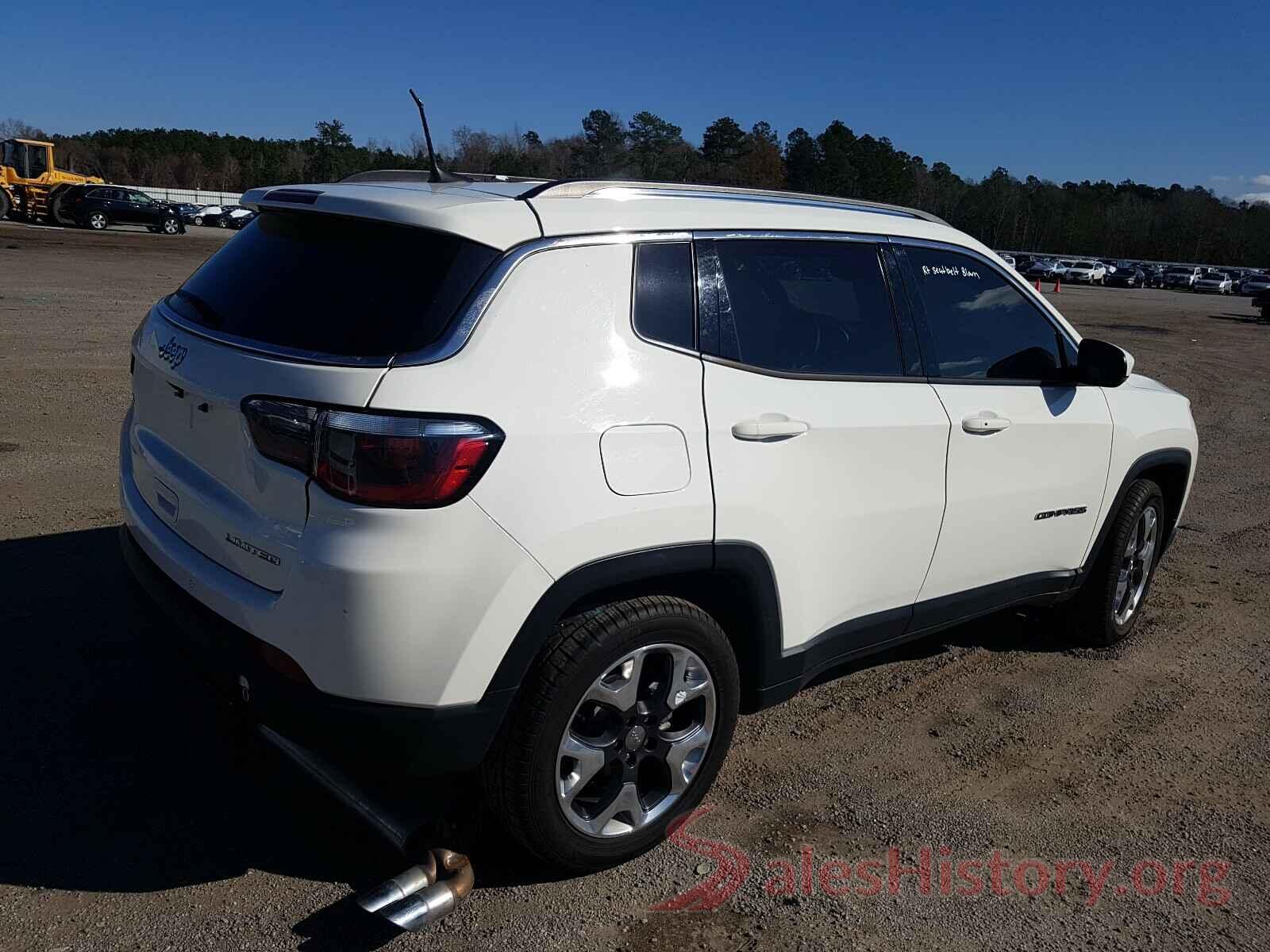 3C4NJCCB9JT406025 2018 JEEP COMPASS