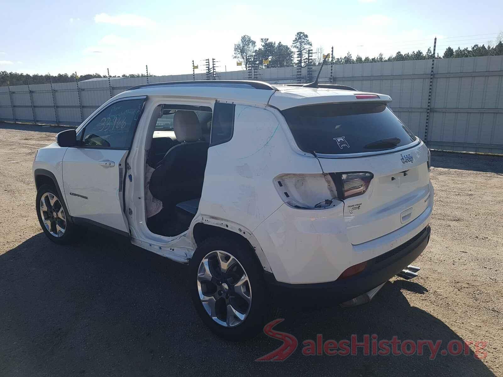 3C4NJCCB9JT406025 2018 JEEP COMPASS