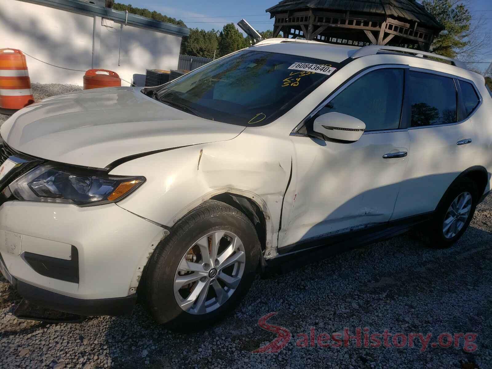 5N1AT2MT3JC813582 2018 NISSAN ROGUE