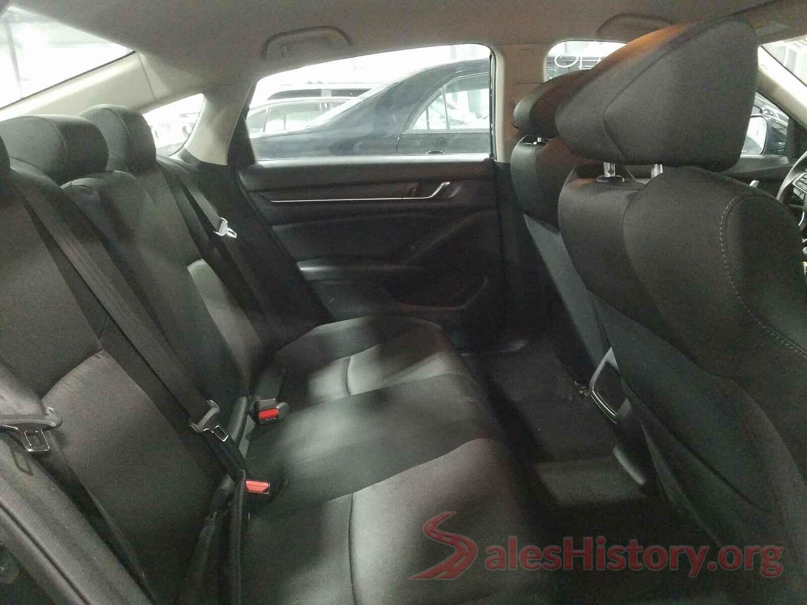 1HGCV1F18JA005545 2018 HONDA ACCORD