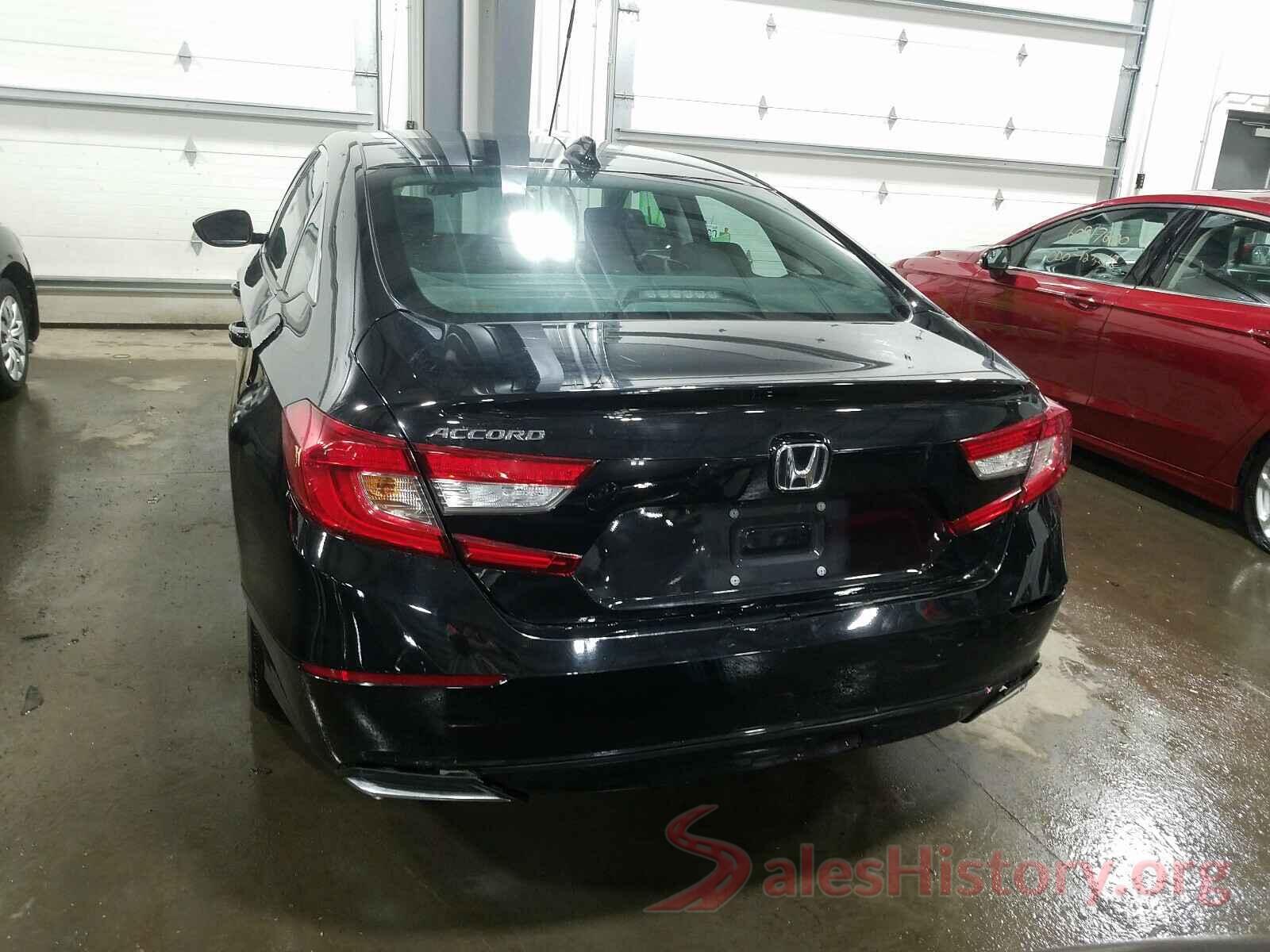 1HGCV1F18JA005545 2018 HONDA ACCORD