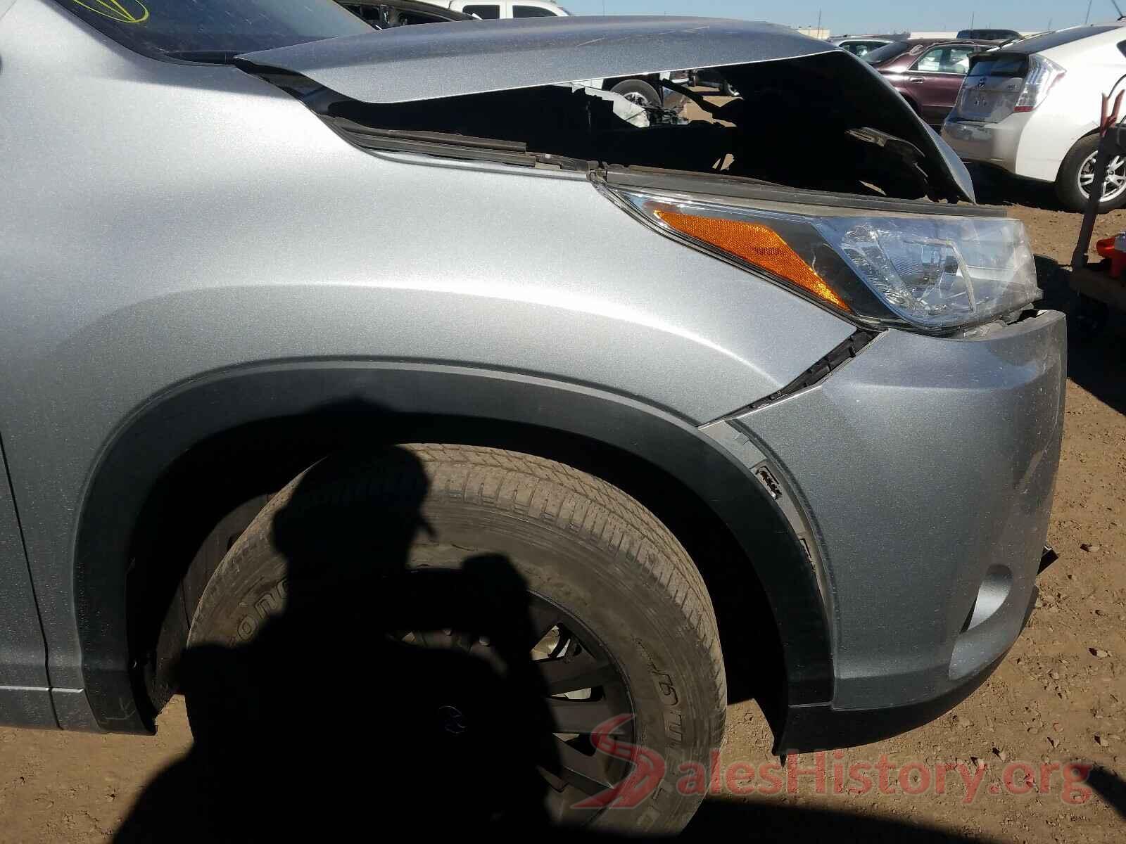 5TDKZRFH6HS514153 2017 TOYOTA HIGHLANDER