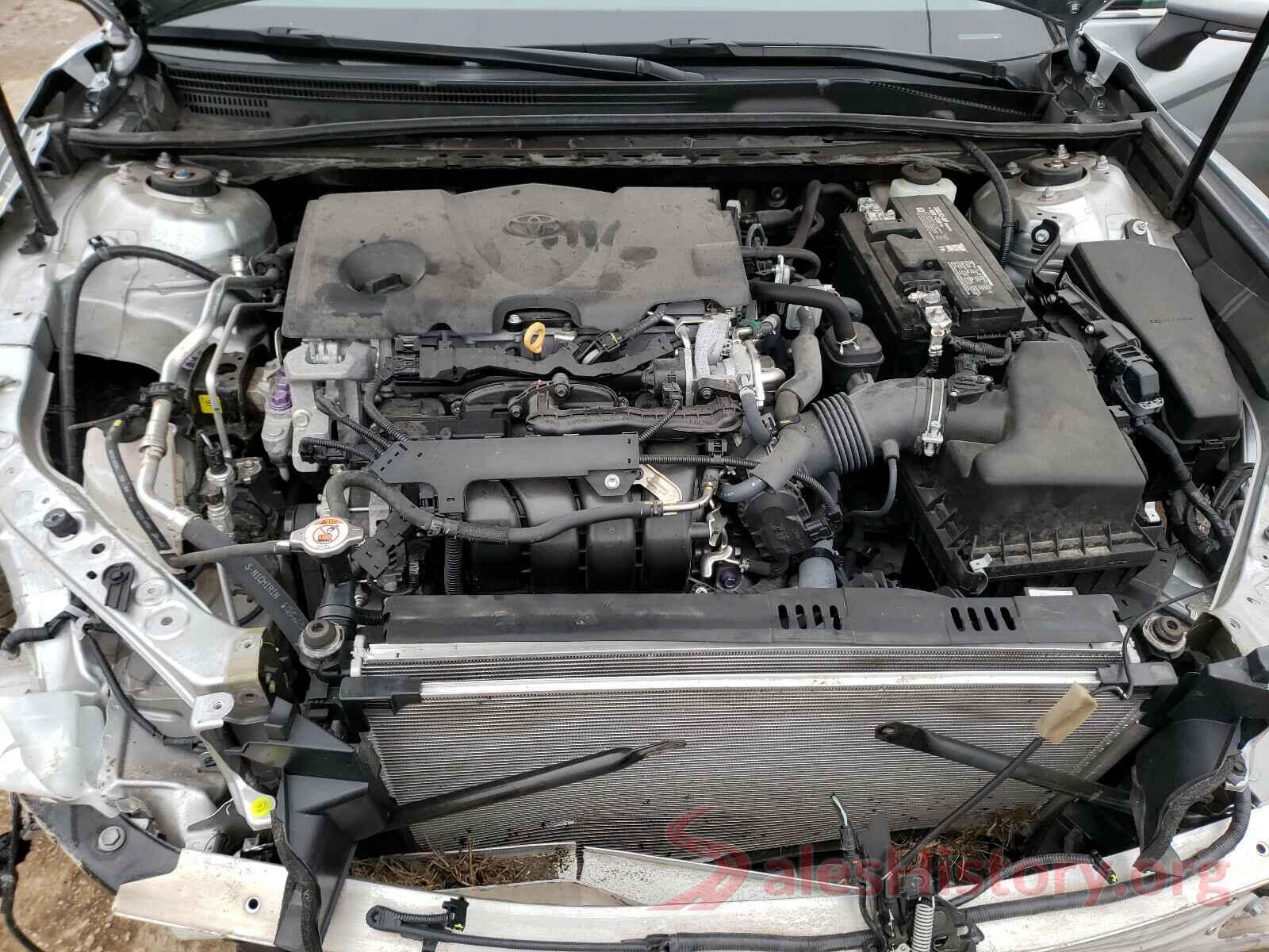 4T1B11HK8JU530661 2018 TOYOTA CAMRY