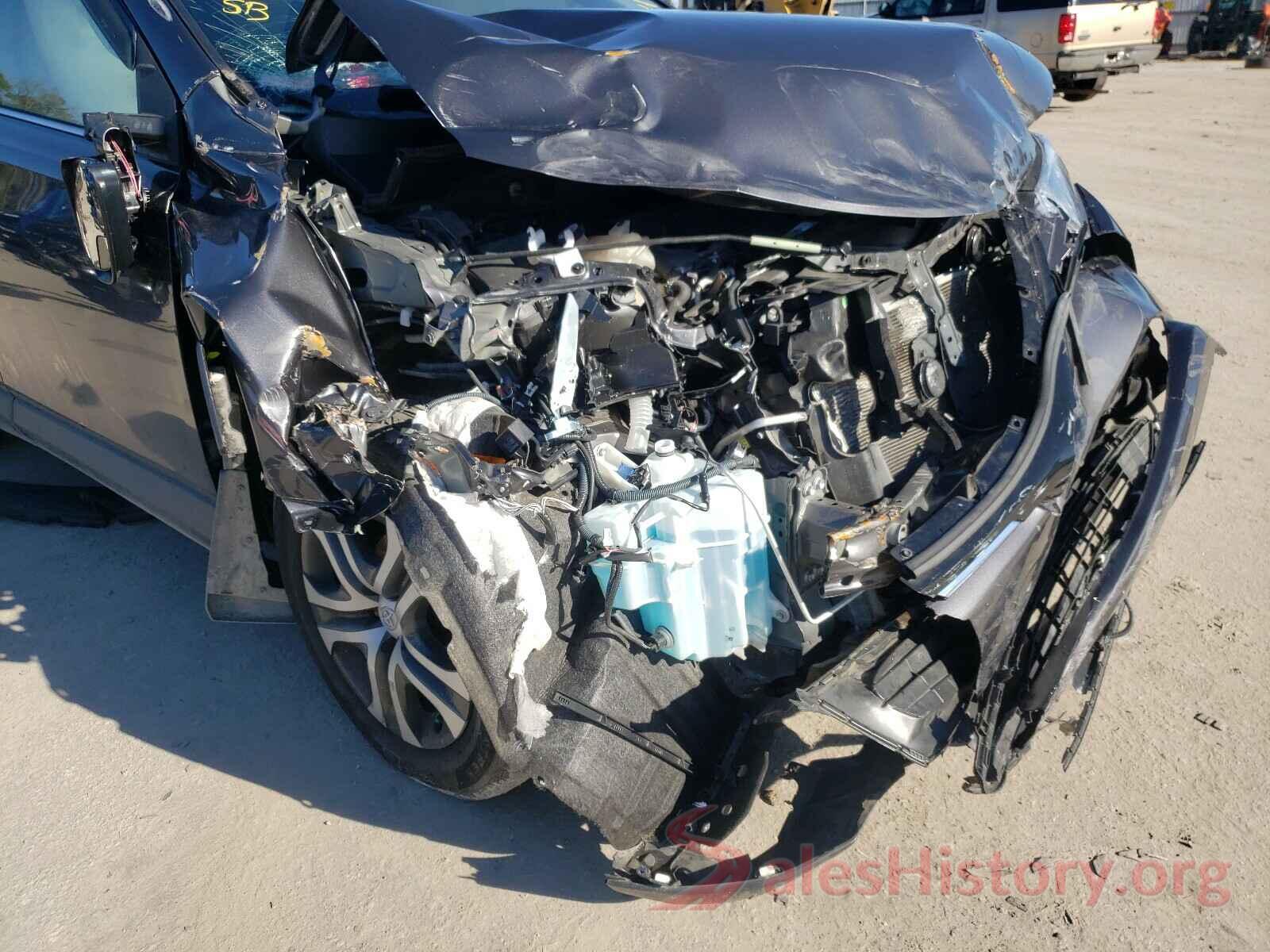 JTMZFREV6HJ128988 2017 TOYOTA RAV4