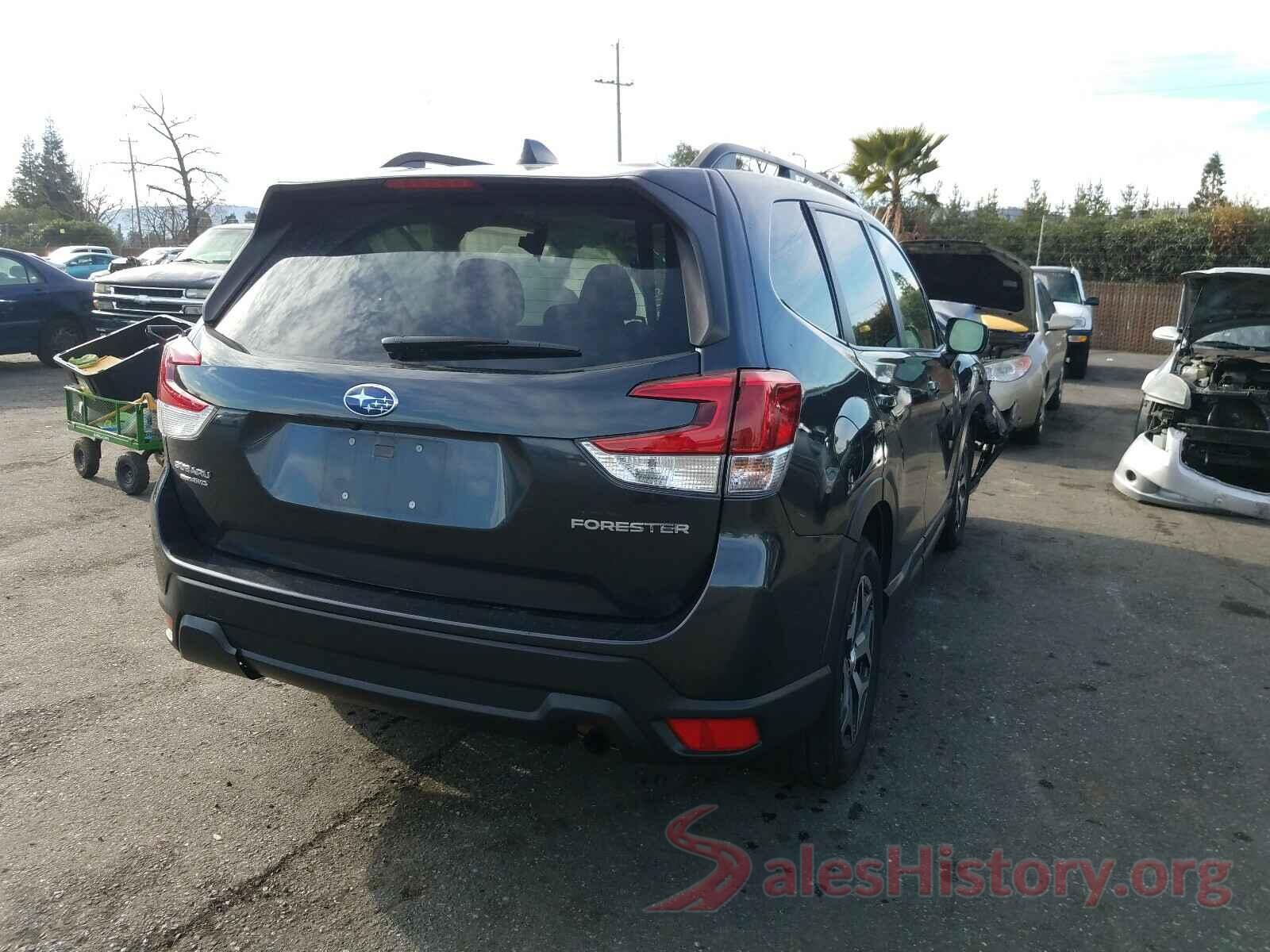 JF2SKAECXKH408135 2019 SUBARU FORESTER