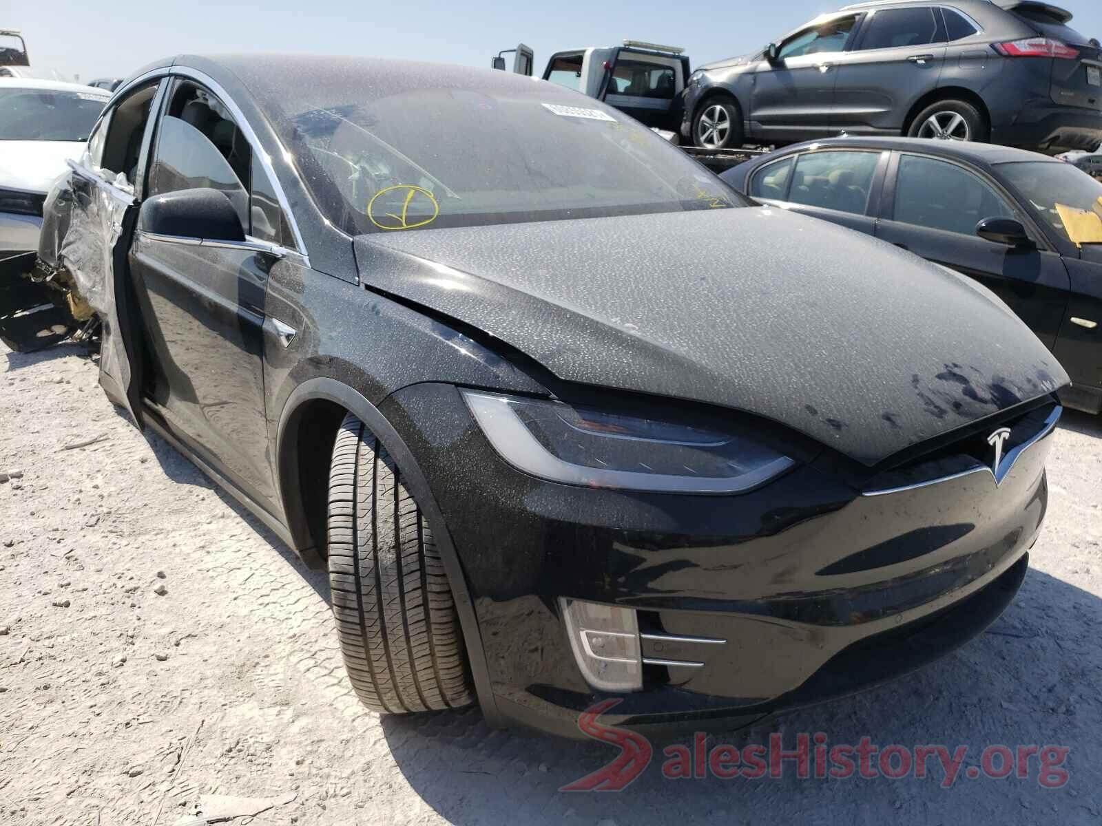 5YJXCAE26JF112875 2018 TESLA MODEL X