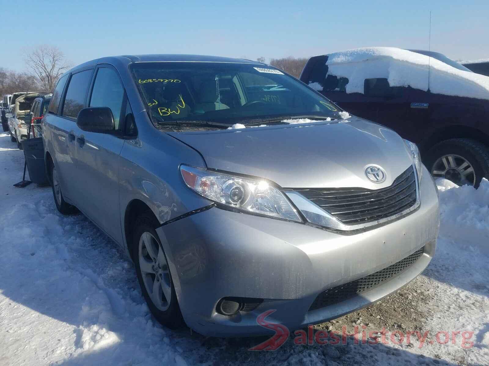 5TDZZ3DC6HS781246 2017 TOYOTA SIENNA