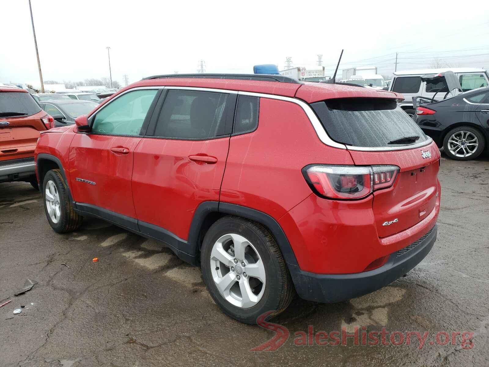 3C4NJDBB2JT239725 2018 JEEP COMPASS