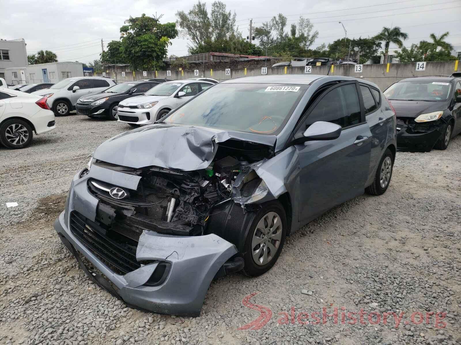 KMHCT5AE7HU364136 2017 HYUNDAI ACCENT