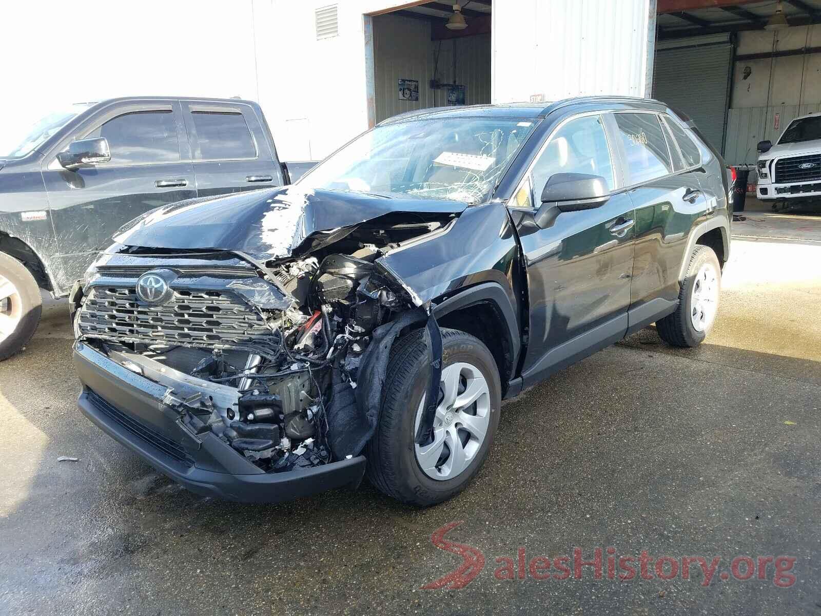 JTMH1RFV7KJ003059 2019 TOYOTA RAV4