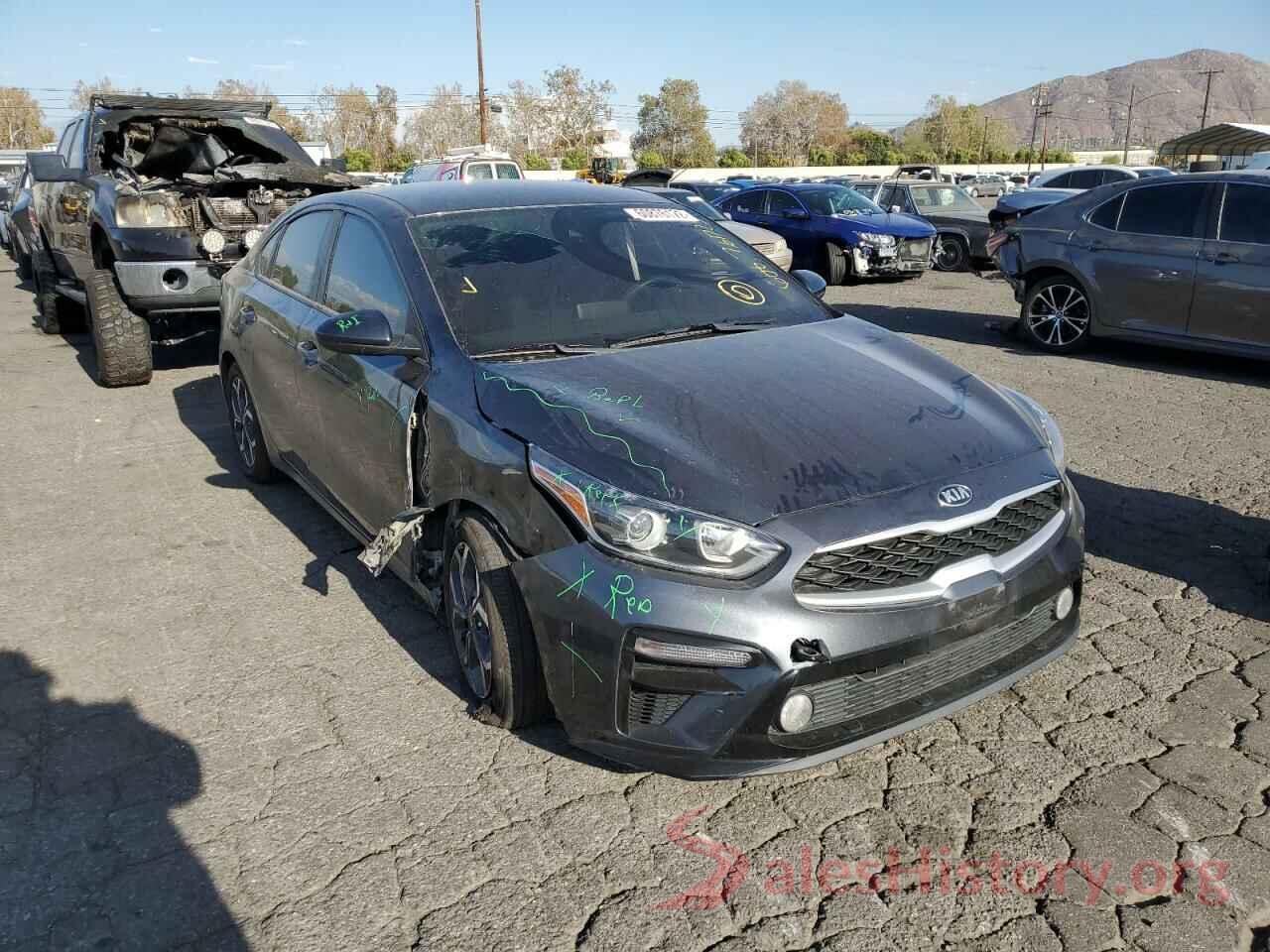 3KPF24AD4LE141727 2020 KIA FORTE