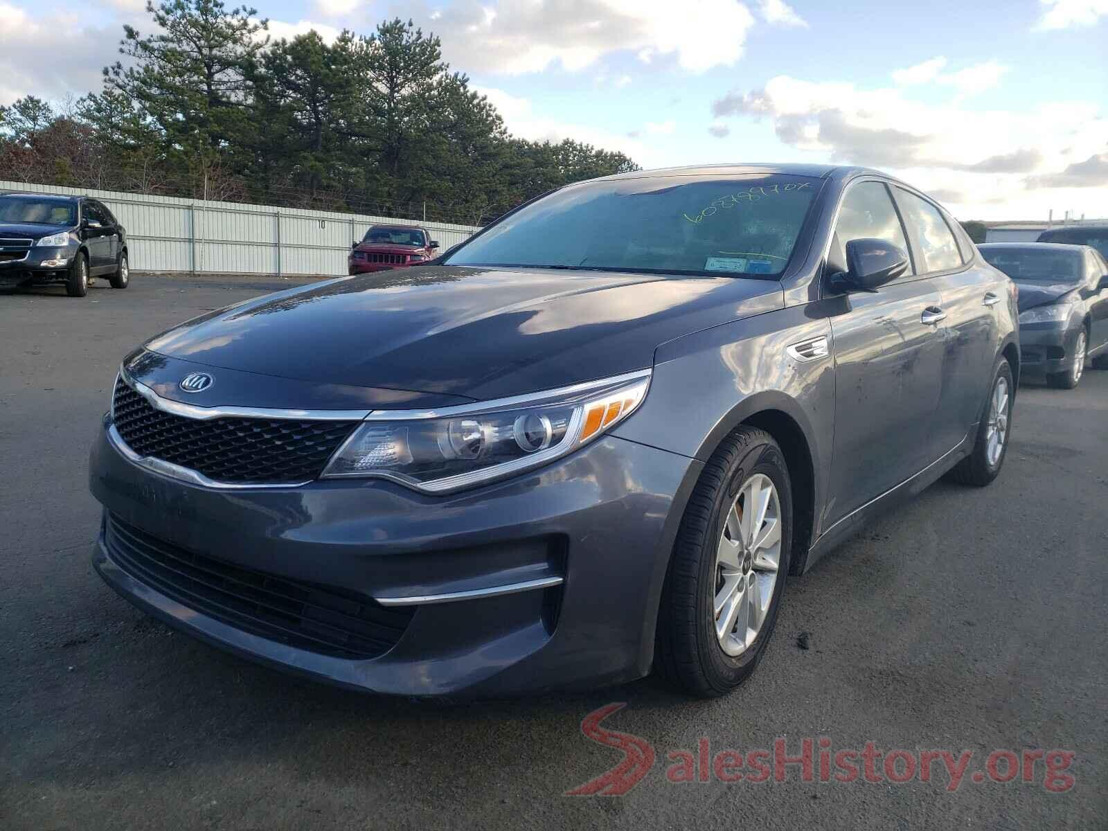 KNAGT4L36J5214060 2018 KIA OPTIMA