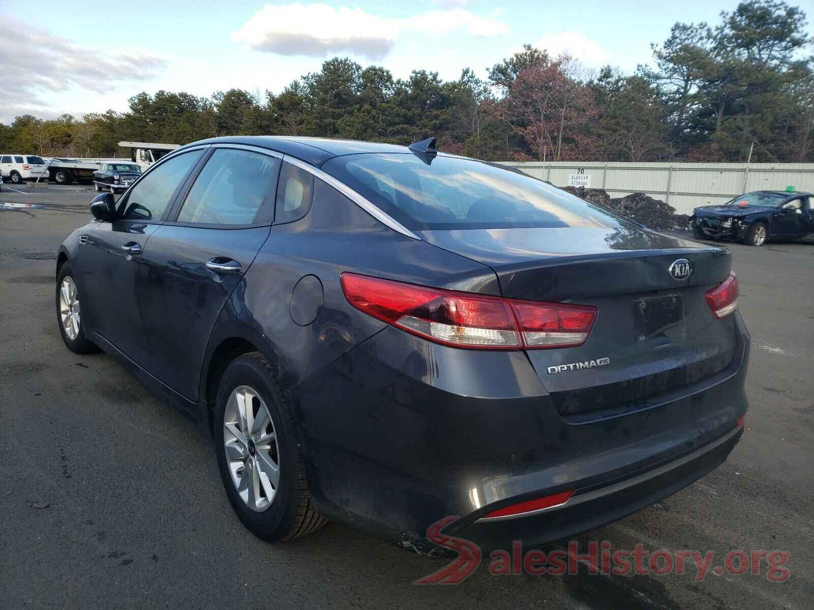 KNAGT4L36J5214060 2018 KIA OPTIMA