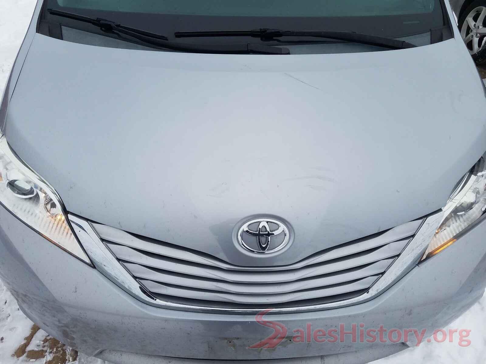 5TDKK3DC7GS694671 2016 TOYOTA SIENNA