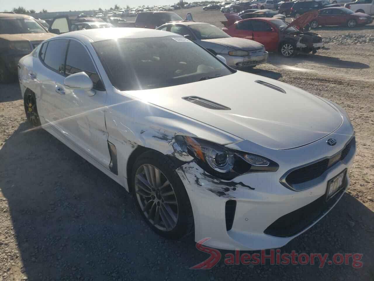 KNAE15LA4J6016119 2018 KIA STINGER