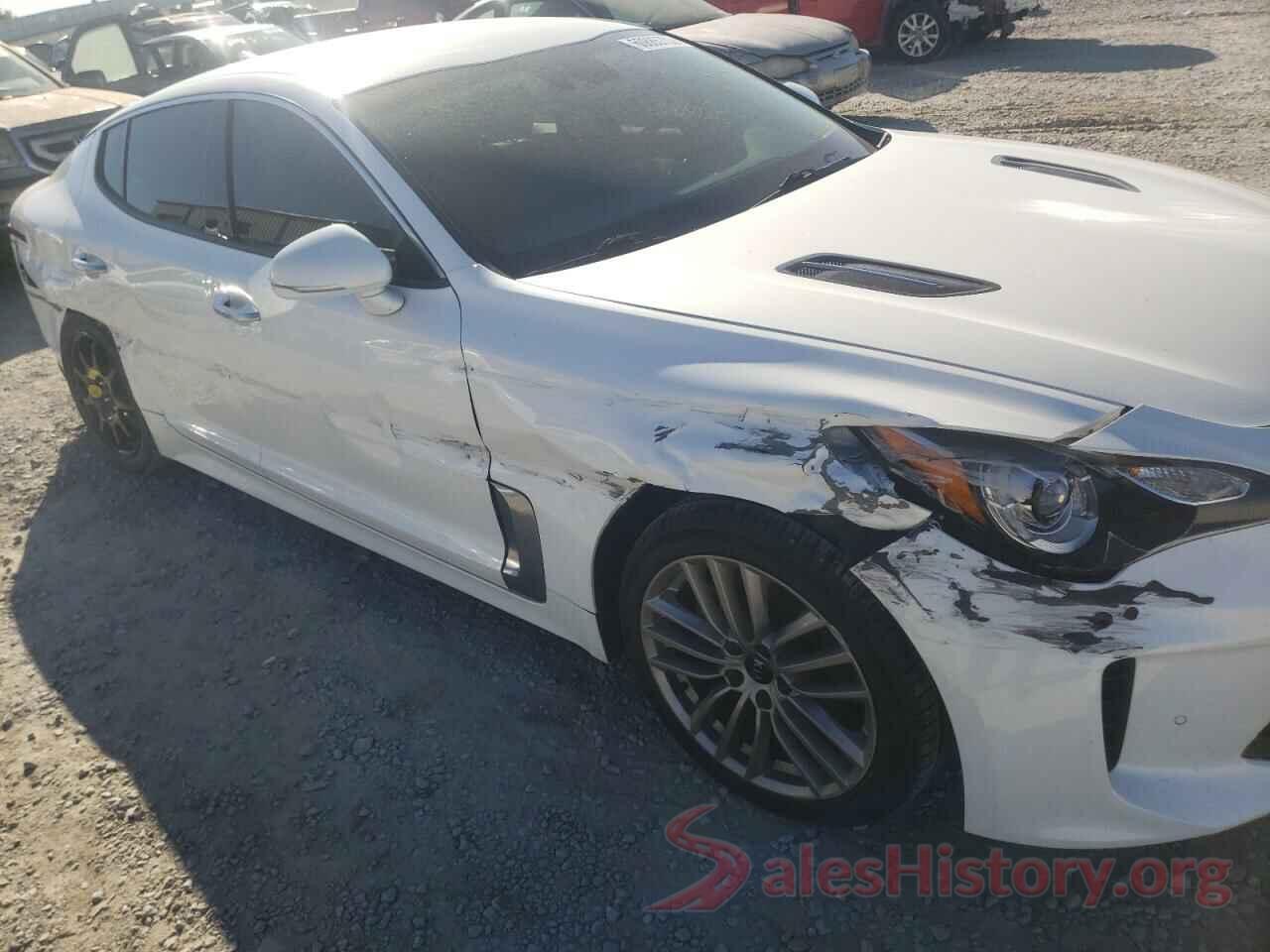 KNAE15LA4J6016119 2018 KIA STINGER