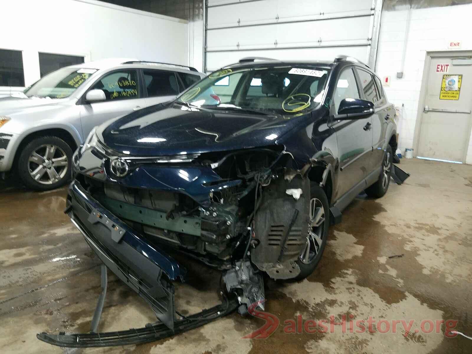 JTMRFREV4JJ716961 2018 TOYOTA RAV4