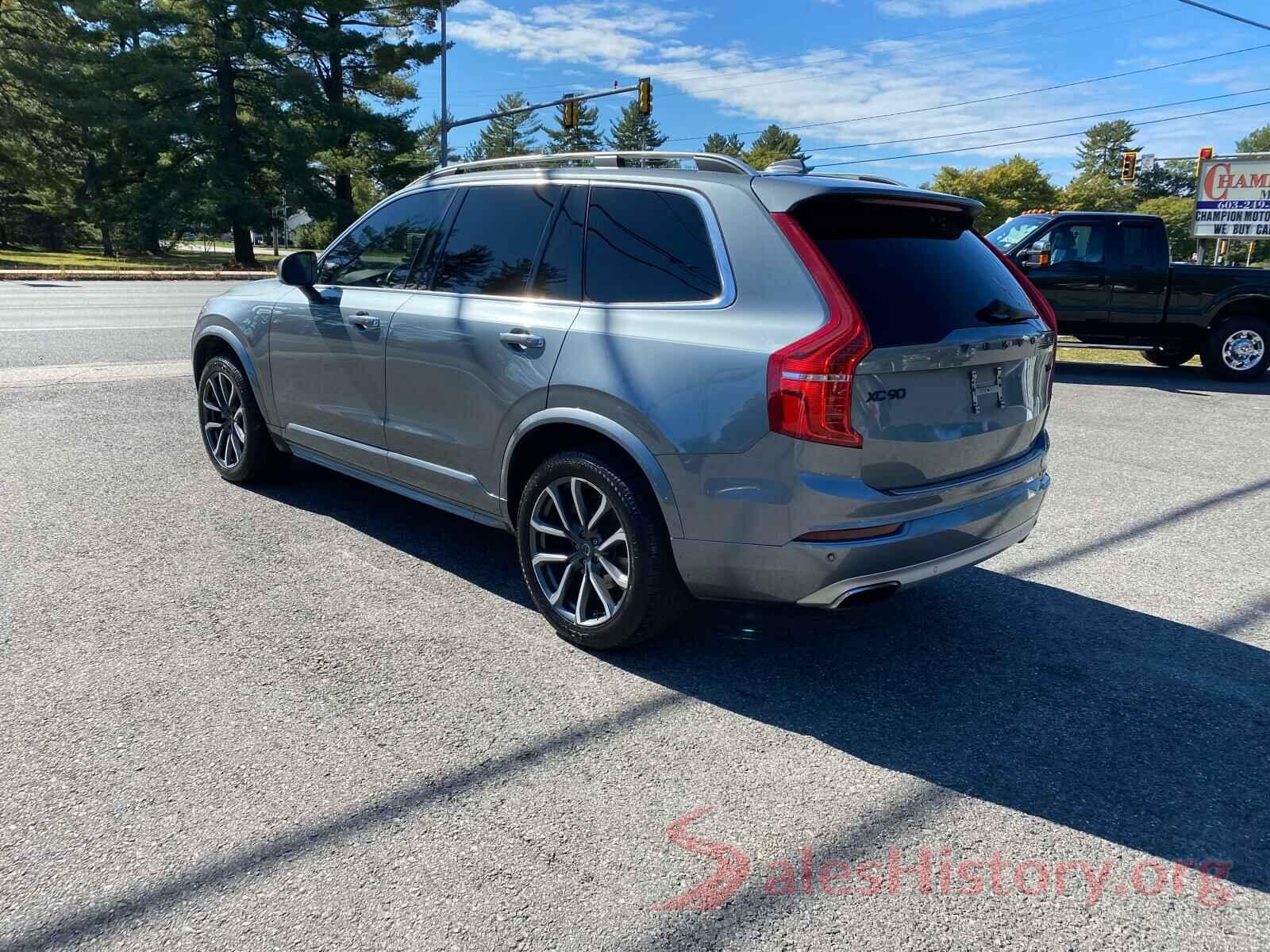 YV4102KK8H1163142 2017 VOLVO XC90