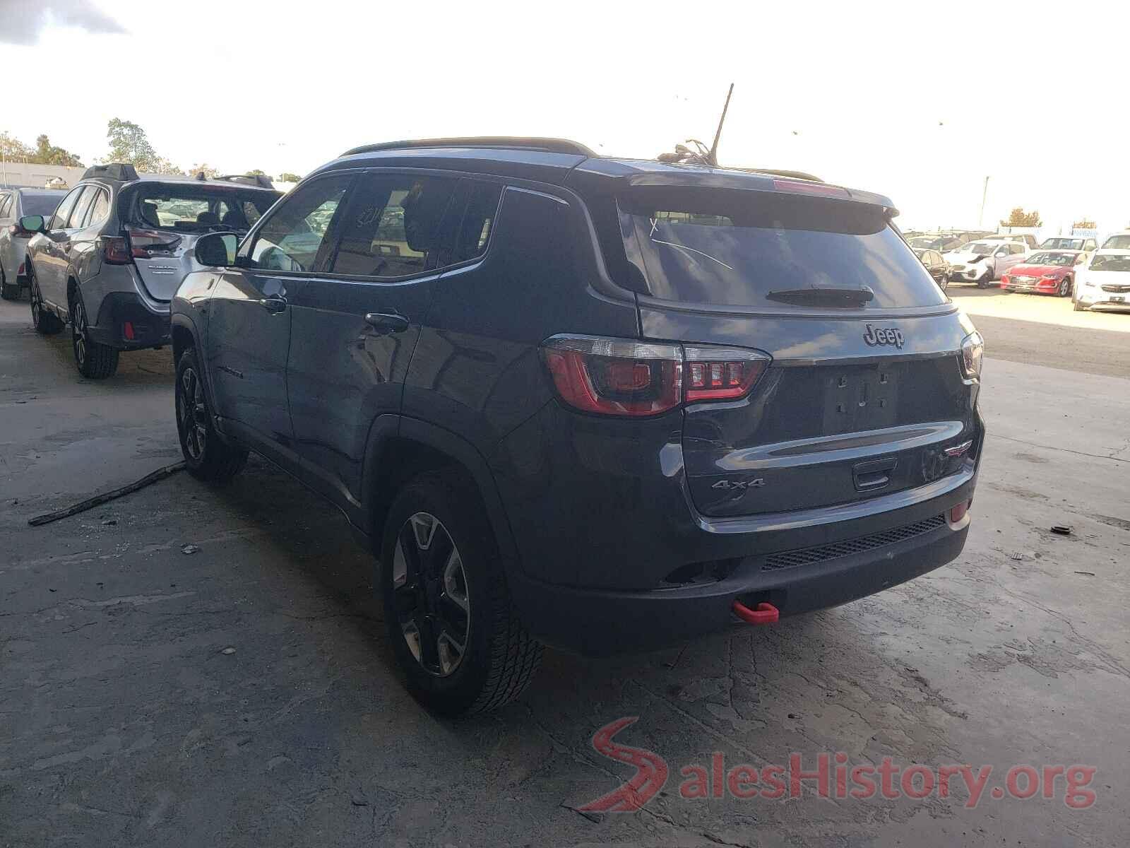 3C4NJDDB8JT147922 2018 JEEP COMPASS