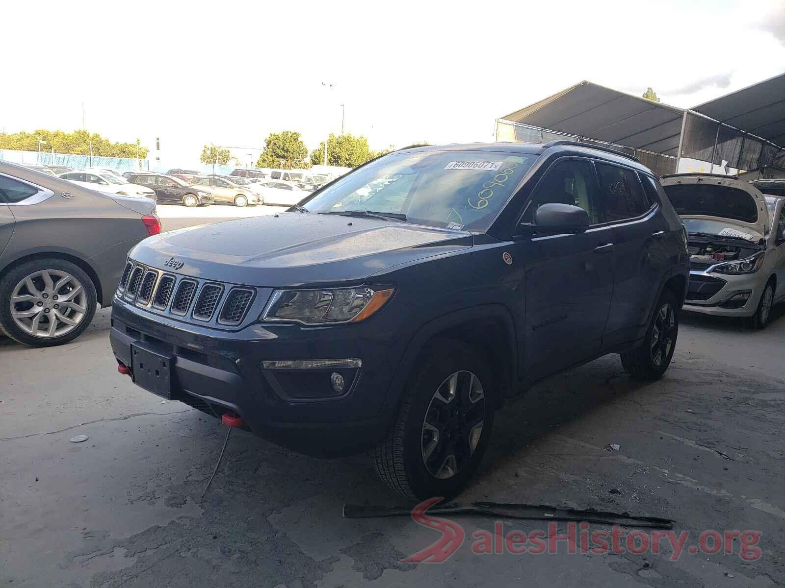 3C4NJDDB8JT147922 2018 JEEP COMPASS