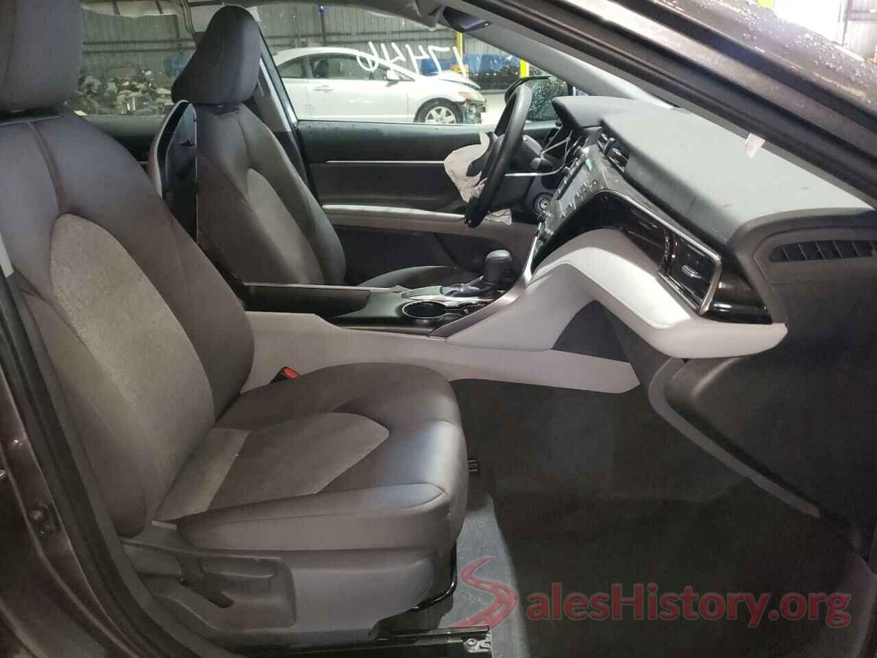 4T1B11HK3KU781797 2019 TOYOTA CAMRY