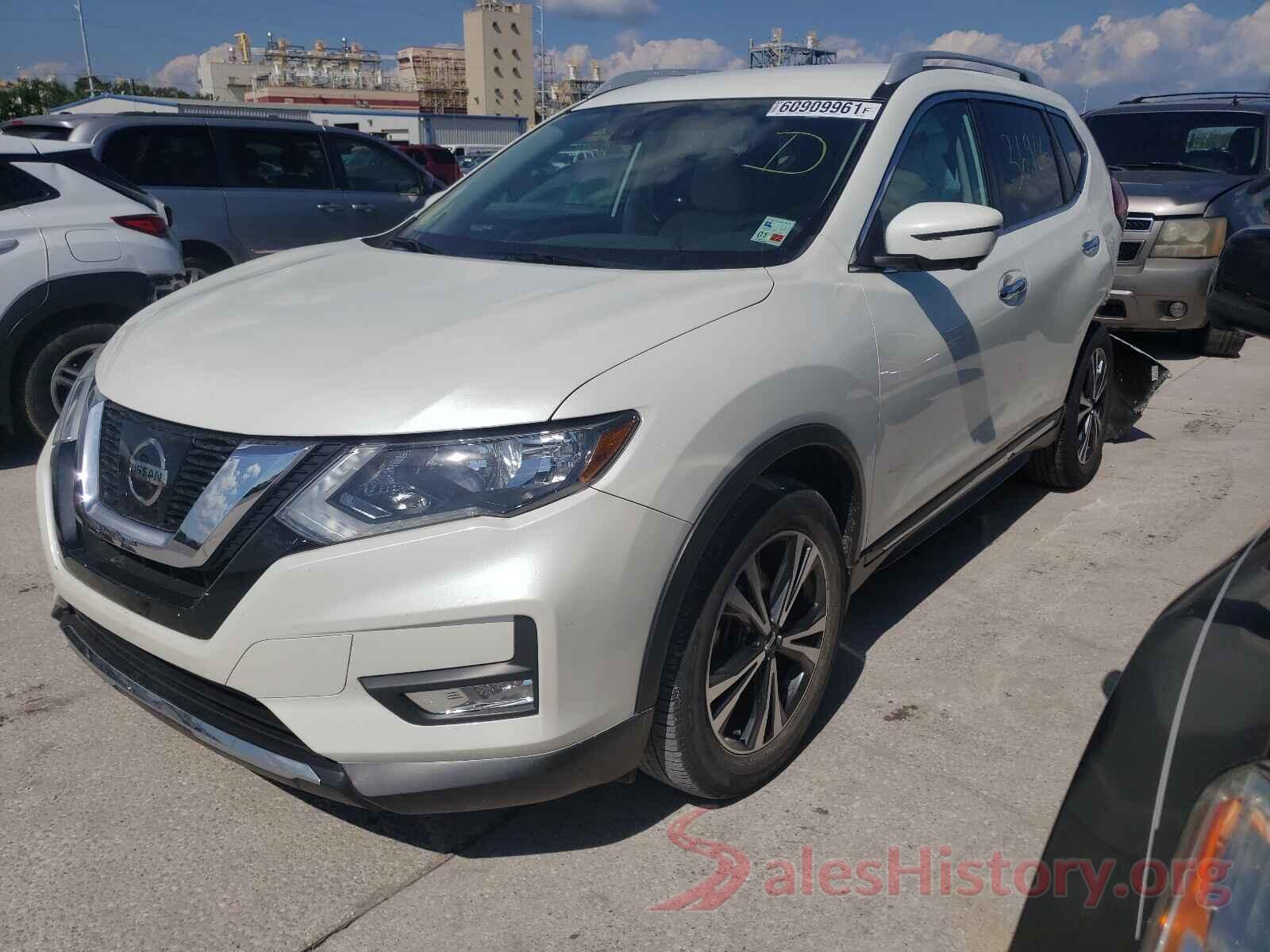 5N1AT2MT3HC896537 2017 NISSAN ROGUE