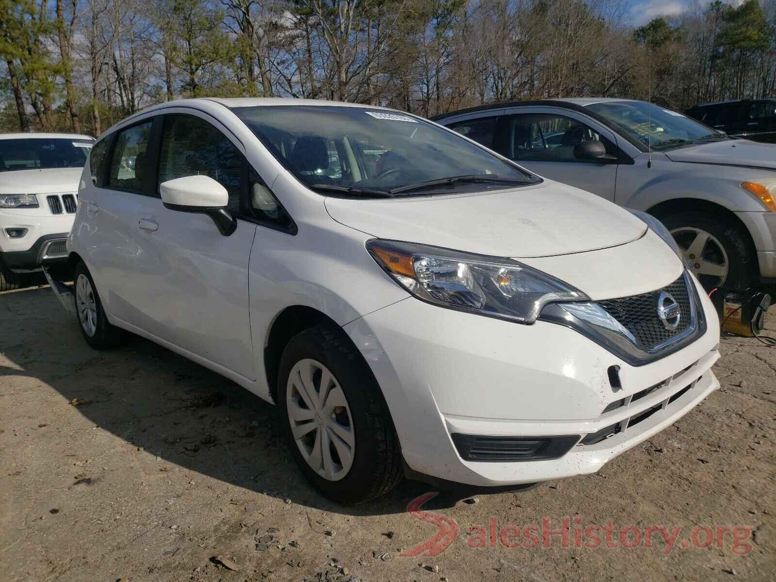 3N1CE2CP0JL370648 2018 NISSAN VERSA