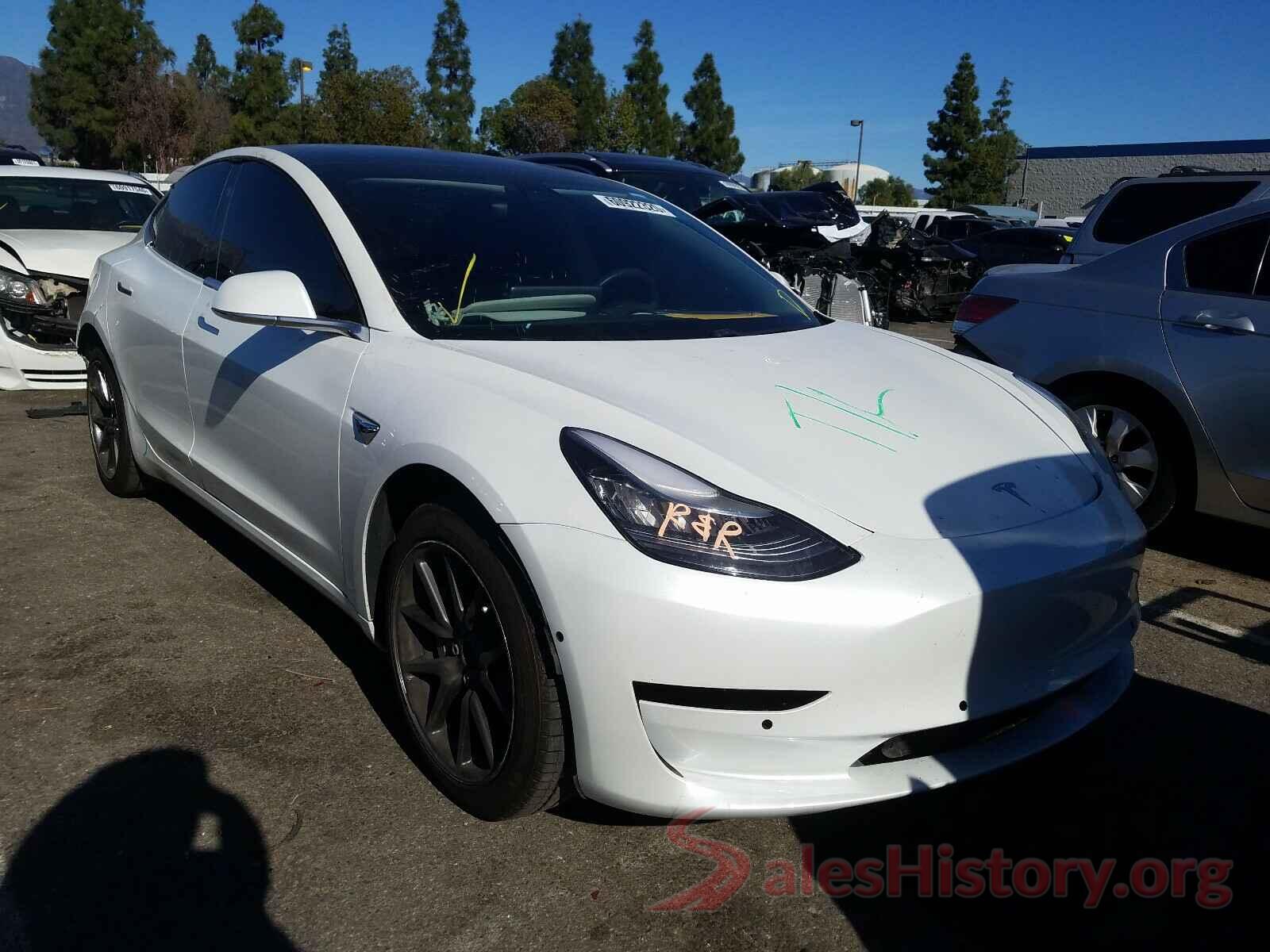 5YJ3E1EAXKF337480 2019 TESLA MODEL 3