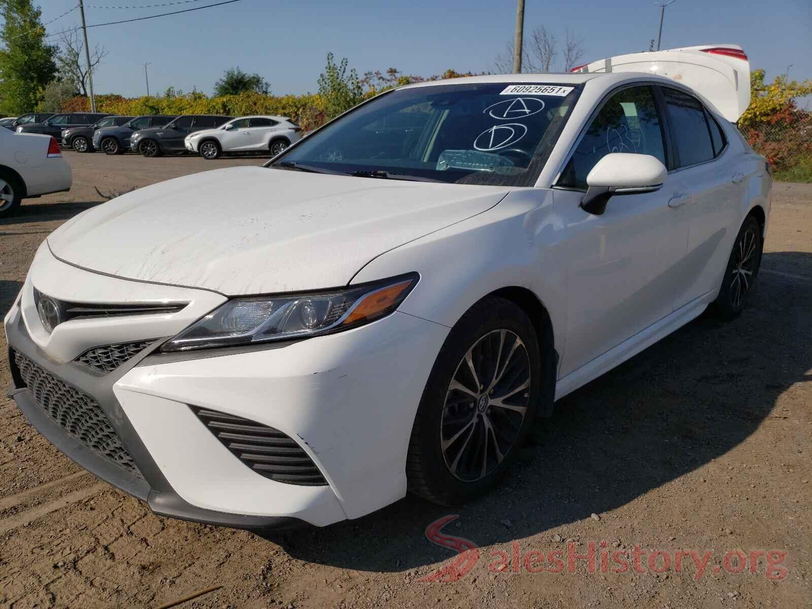 4T1B11HK7JU604233 2018 TOYOTA CAMRY