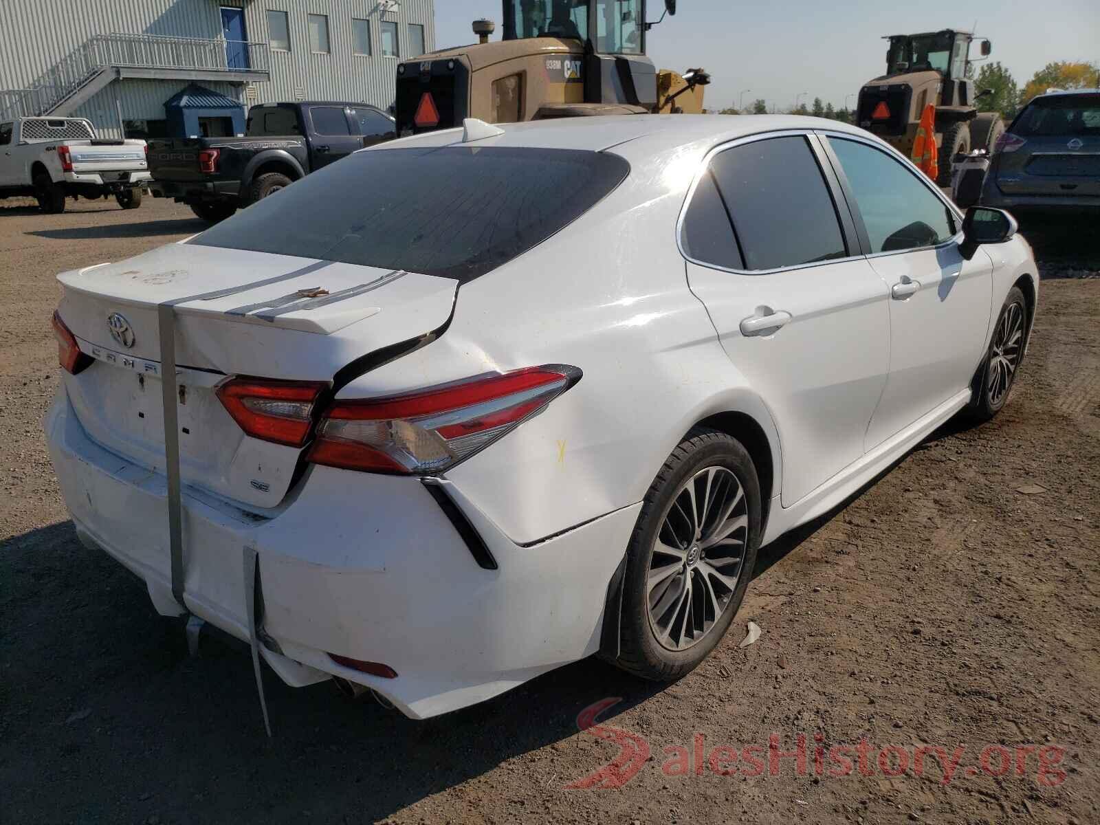 4T1B11HK7JU604233 2018 TOYOTA CAMRY