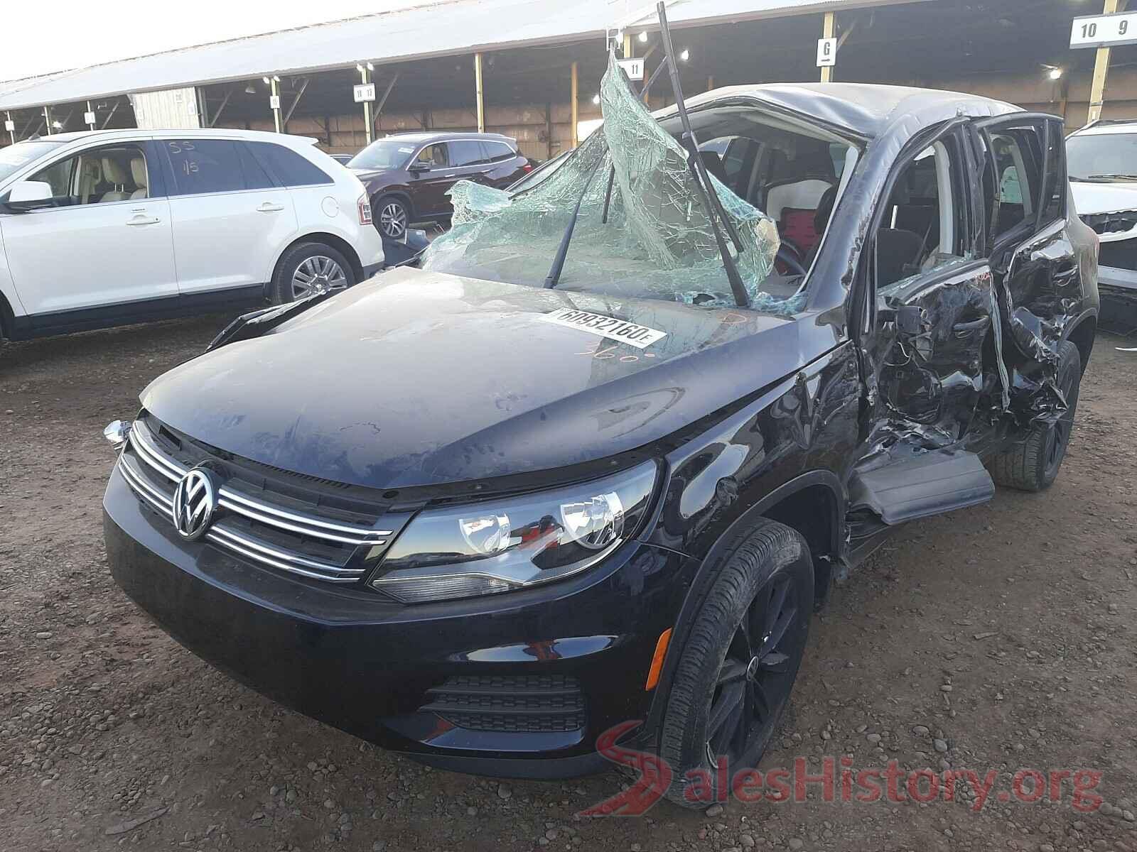 WVGAV7AX0HK054968 2017 VOLKSWAGEN TIGUAN