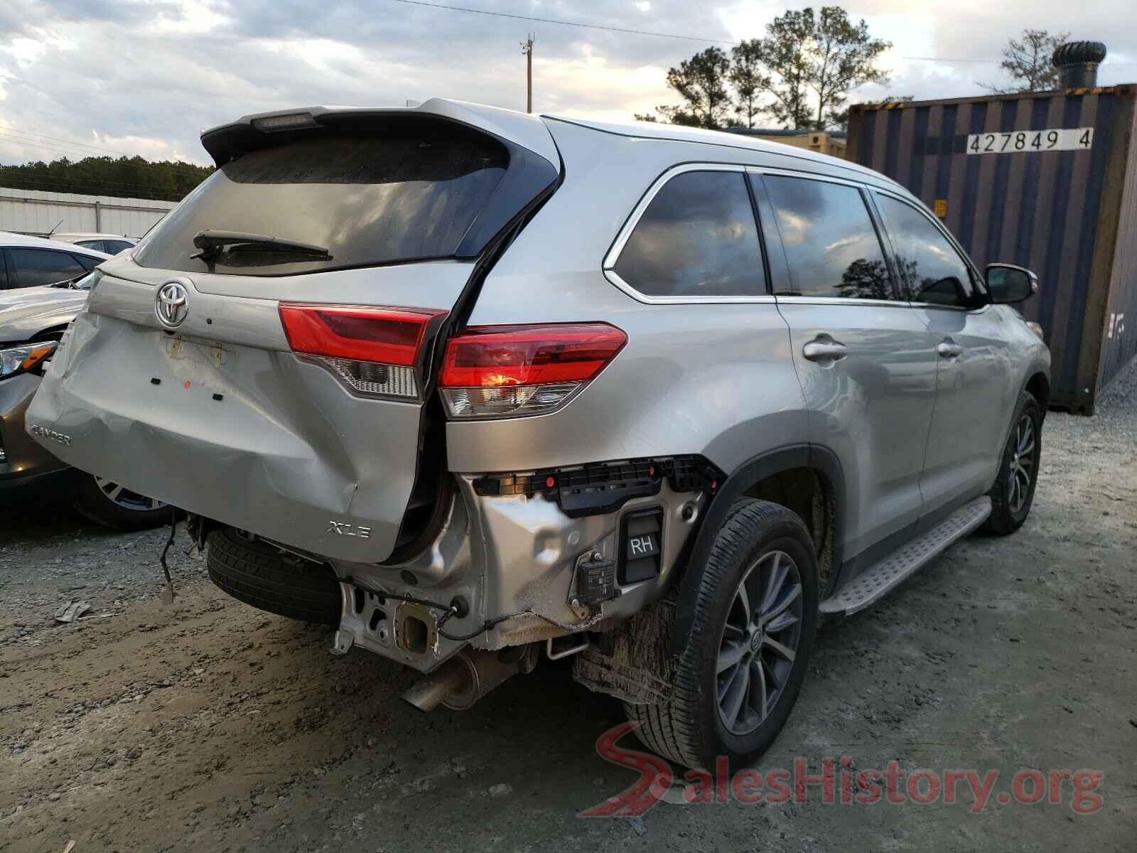 5TDKZRFH7KS302658 2019 TOYOTA HIGHLANDER