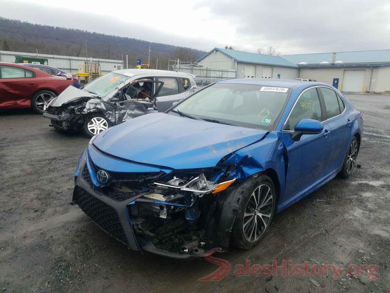 4T1B11HKXKU240469 2019 TOYOTA CAMRY