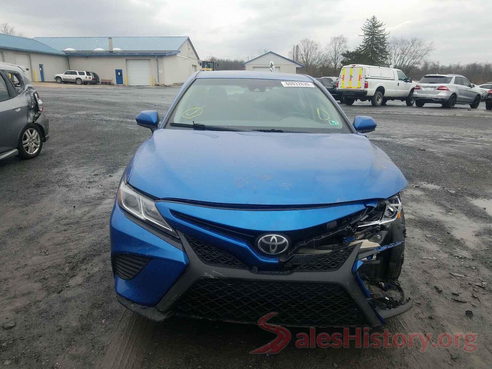 4T1B11HKXKU240469 2019 TOYOTA CAMRY