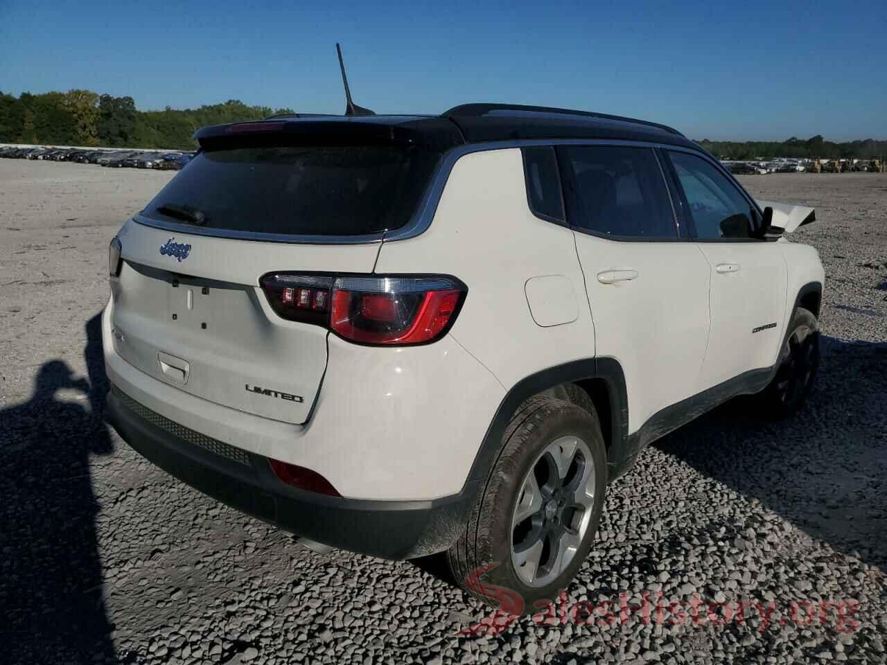 3C4NJDCB8JT104568 2018 JEEP COMPASS