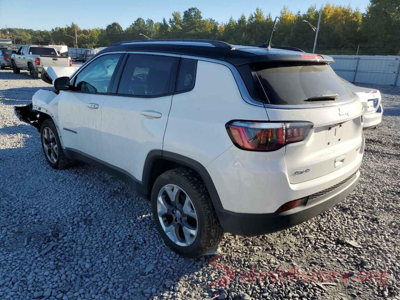 3C4NJDCB8JT104568 2018 JEEP COMPASS