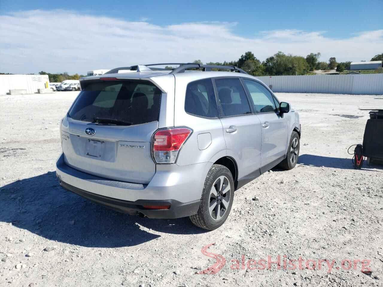 JF2SJAGC7JH536119 2018 SUBARU FORESTER