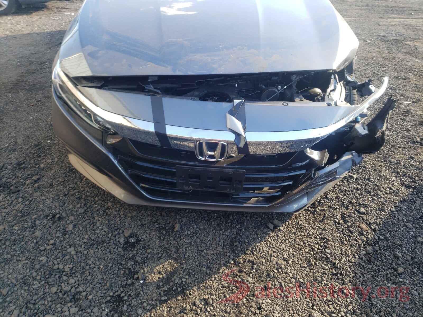 1HGCV1F17JA127572 2018 HONDA ACCORD