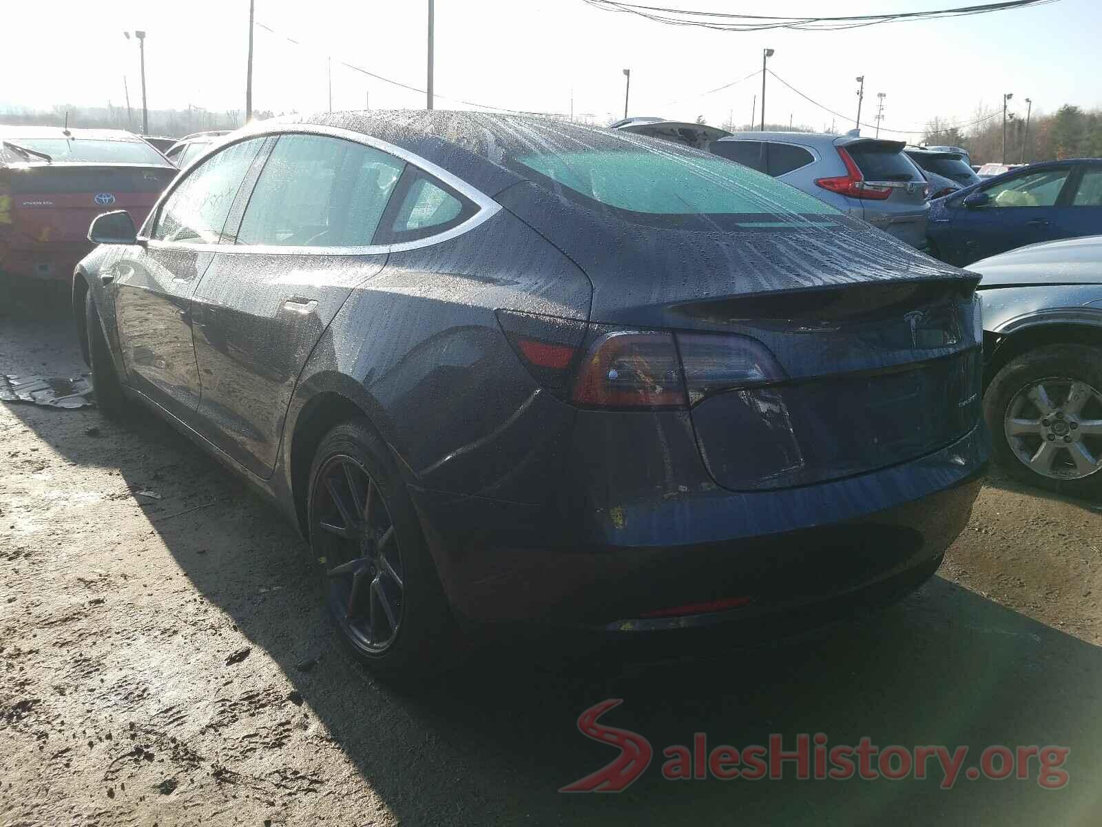 5YJ3E1EB5JF145777 2018 TESLA MODEL 3