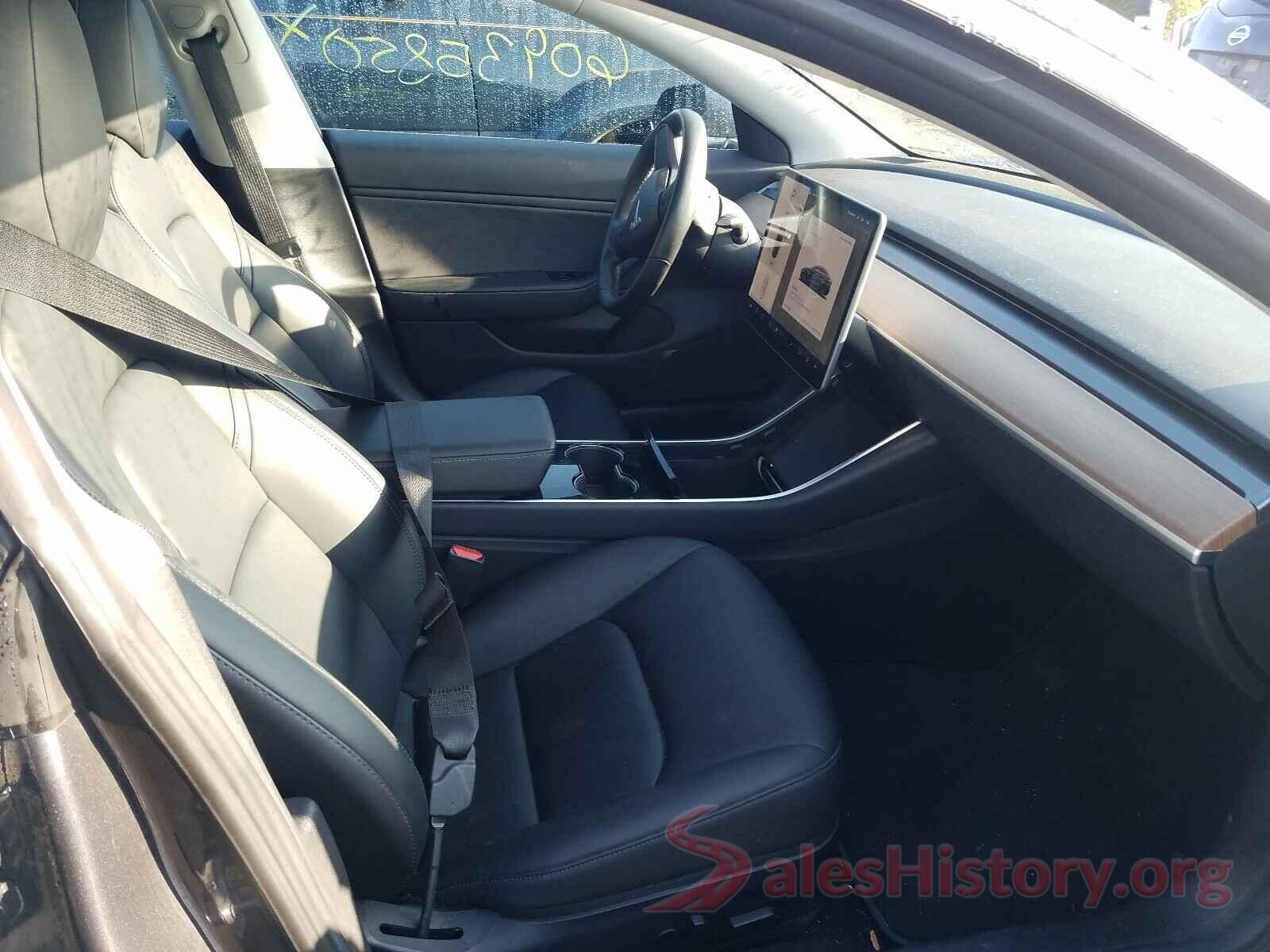 5YJ3E1EB5JF145777 2018 TESLA MODEL 3