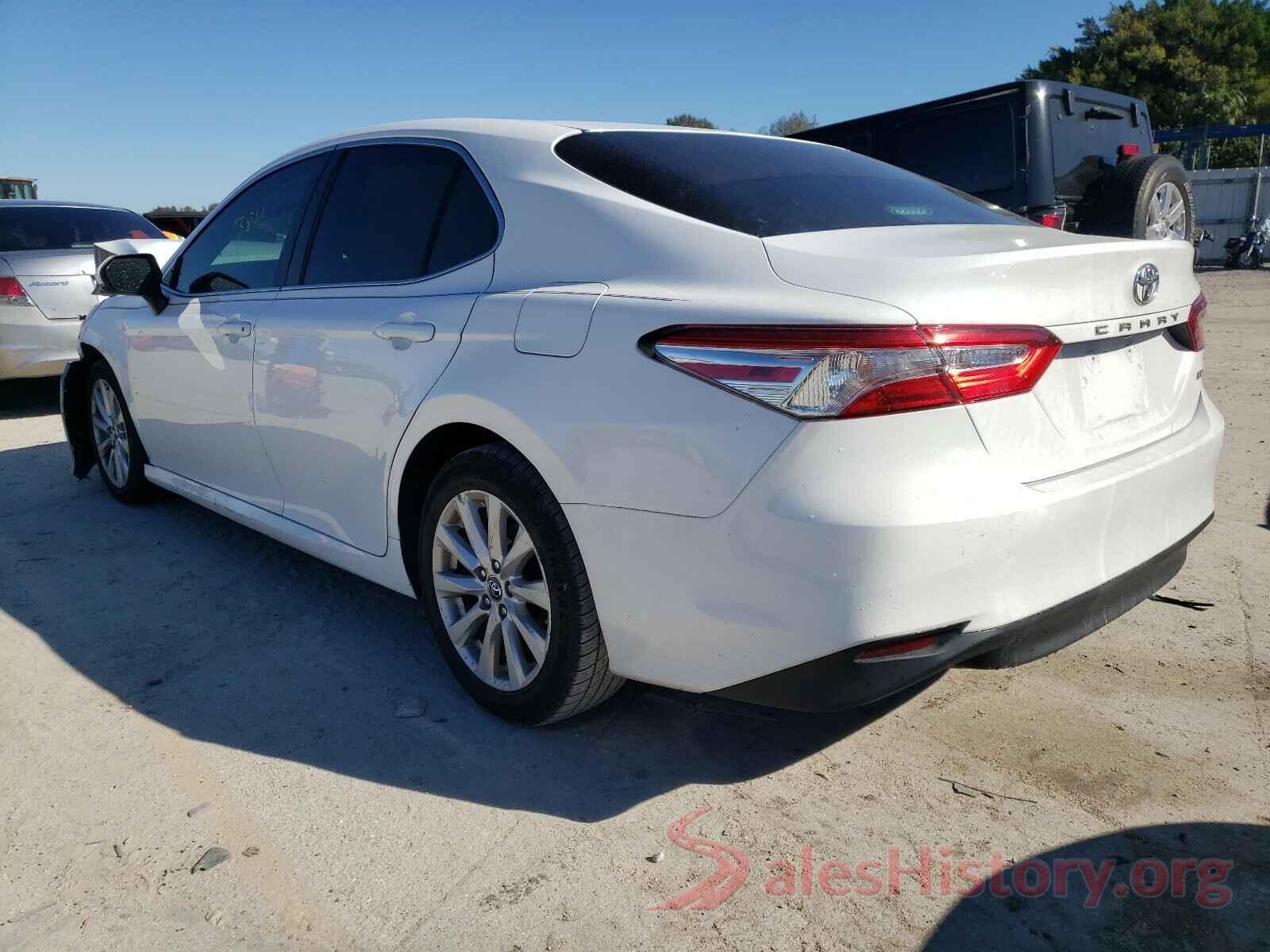 4T1B11HK9JU612463 2018 TOYOTA CAMRY