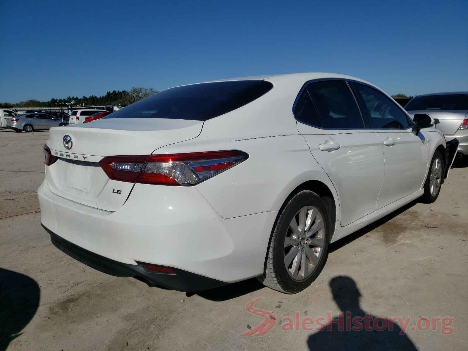 4T1B11HK9JU612463 2018 TOYOTA CAMRY