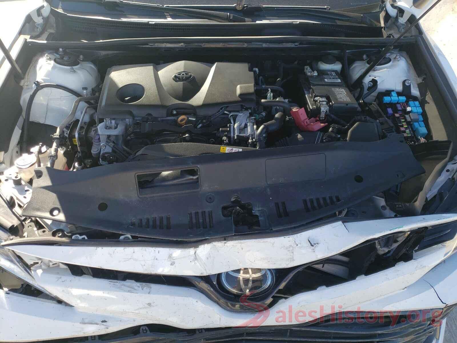 4T1B11HK9JU612463 2018 TOYOTA CAMRY