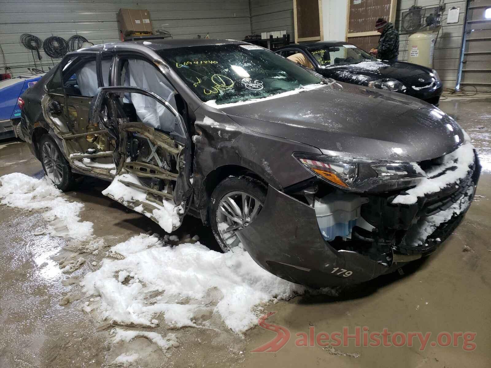 4T1BF1FK1HU395585 2017 TOYOTA CAMRY