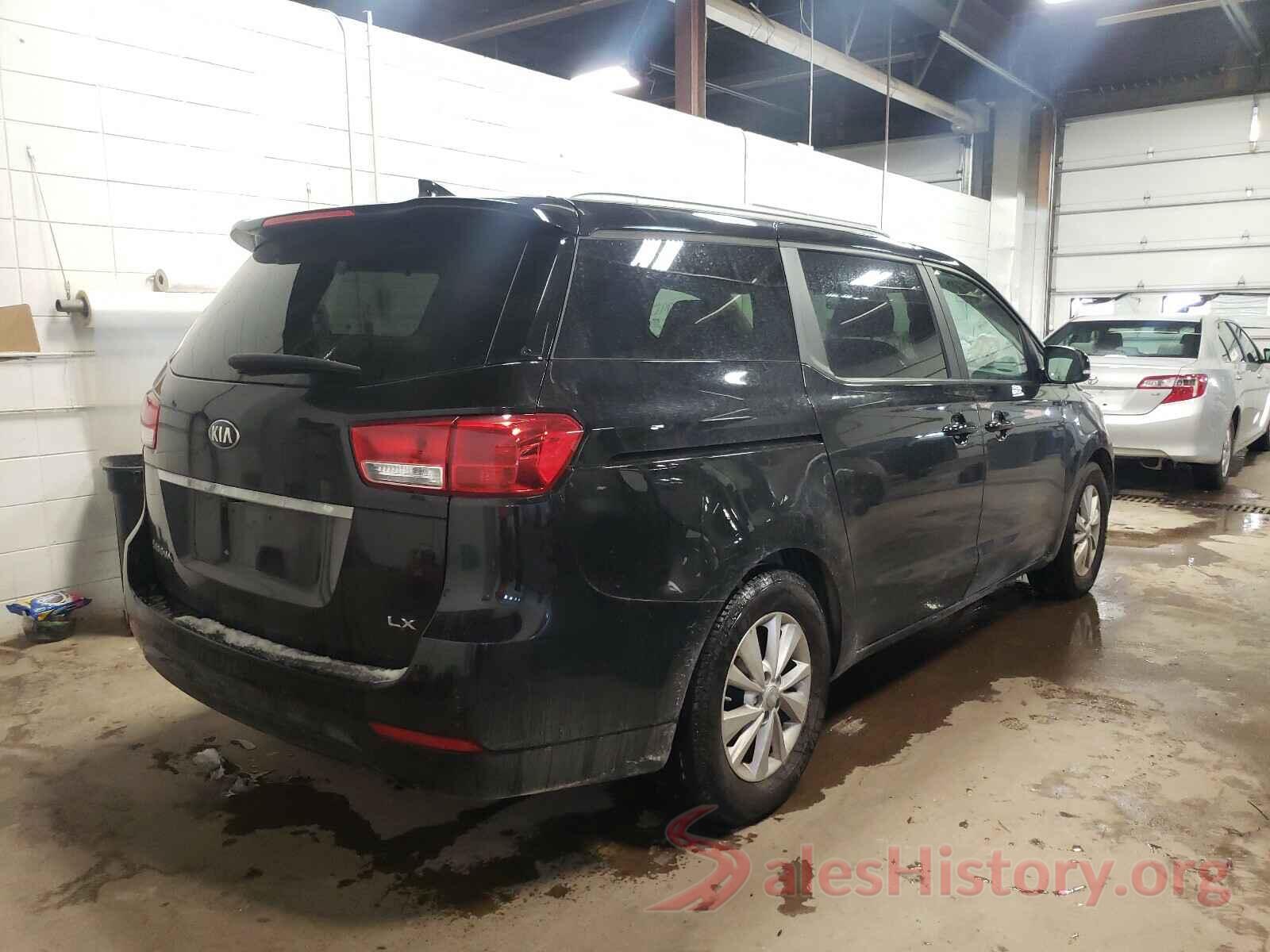 KNDMB5C19H6326725 2017 KIA SEDONA