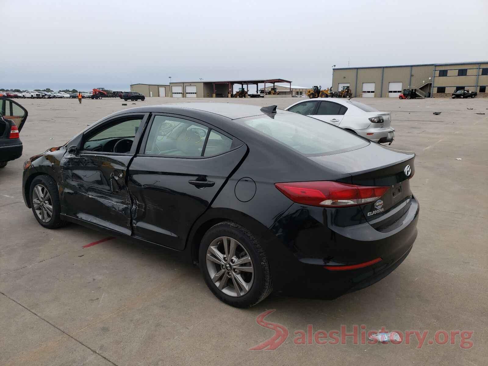 5NPD84LFXJH381717 2018 HYUNDAI ELANTRA