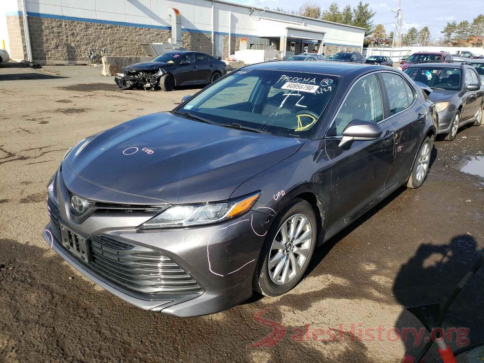 4T1B11HK9JU516980 2018 TOYOTA CAMRY