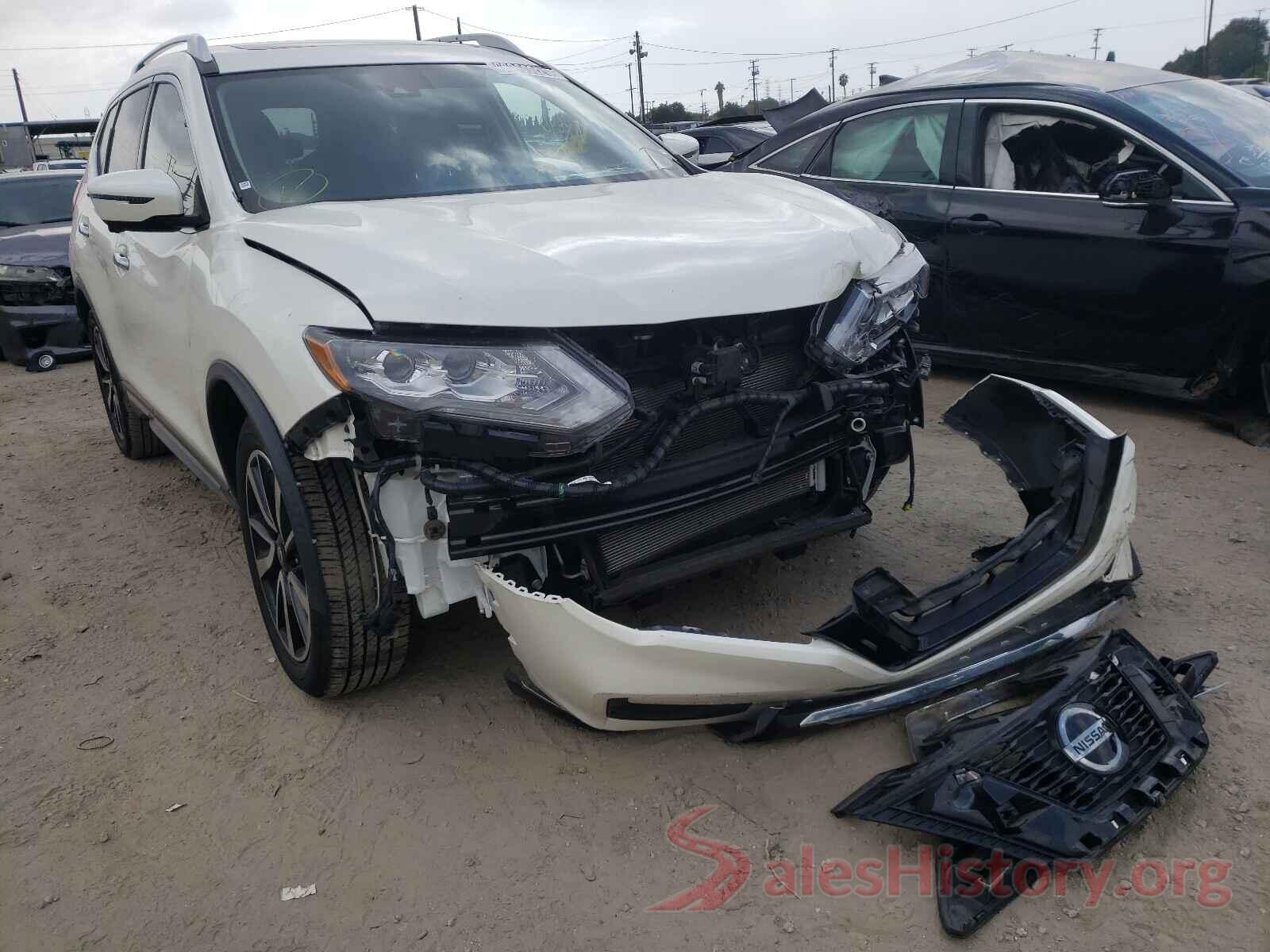 JN8AT2MT3JW485121 2018 NISSAN ROGUE